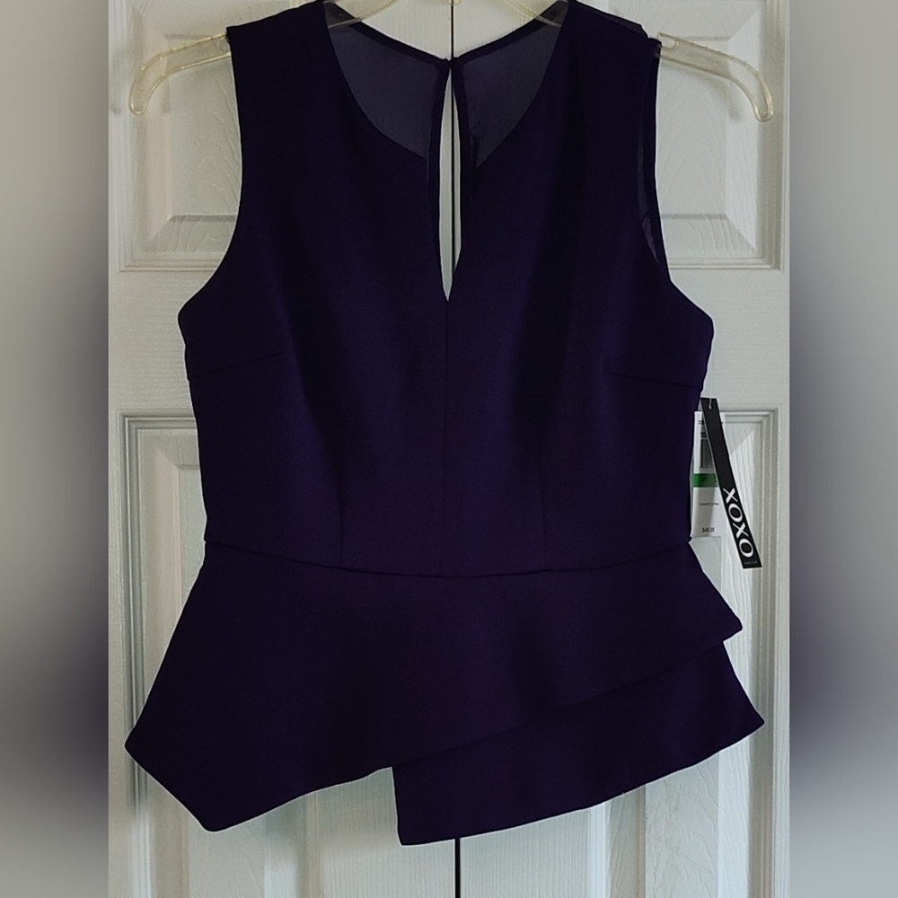 NWT XOXO Junior's Asymmetrical Faux-Wrap Illusion Women's Peplum Top, Sz. L.